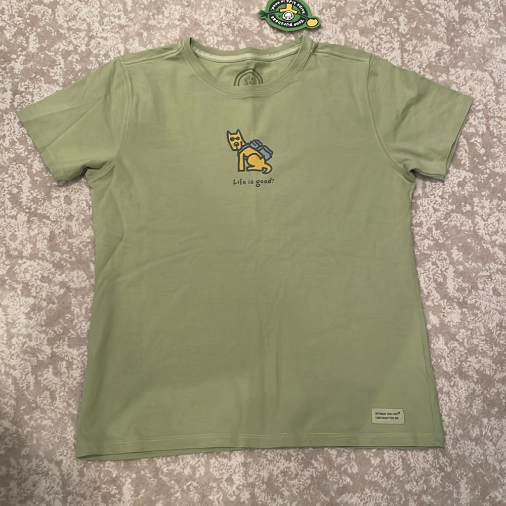 NWT Life is Good Women’s green t-shirt size s